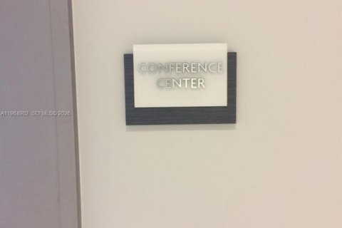 Condo in Doral, Florida, 1 bedroom  № 2026216 - photo 20