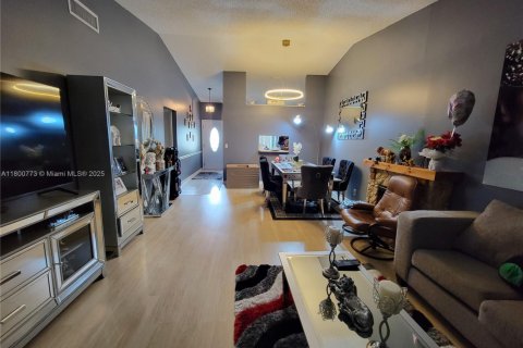 Condo in West Palm Beach, Florida, 2 bedrooms  № 1745830 - photo 20