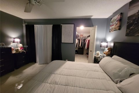 Condo in West Palm Beach, Florida, 2 bedrooms  № 1745830 - photo 28