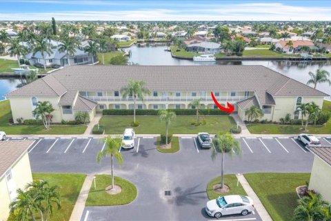 Condo à Punta Gorda, Floride, 3 chambres  № 2421646