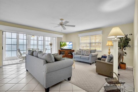 Copropriété à vendre à Punta Gorda, Floride: 3 chambres, 156.26 m2 № 2421646 - photo 6