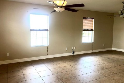 Casa en alquiler en Lakeland, Florida, 3 dormitorios, 161 m2 № 1915964 - foto 8