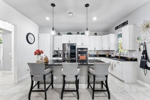 Casa en venta en Port St. Lucie, Florida, 4 dormitorios, 186.83 m2 № 2426071 - foto 15
