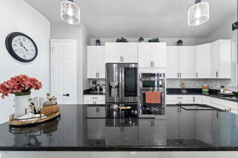 Casa en venta en Port St. Lucie, Florida, 4 dormitorios, 186.83 m2 № 2426071 - foto 16