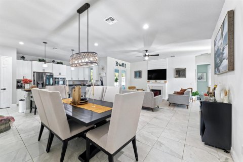 Casa en venta en Port St. Lucie, Florida, 4 dormitorios, 186.83 m2 № 2426071 - foto 14