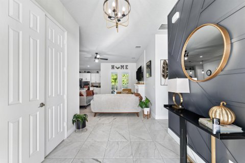 Casa en venta en Port St. Lucie, Florida, 4 dormitorios, 186.83 m2 № 2426071 - foto 4