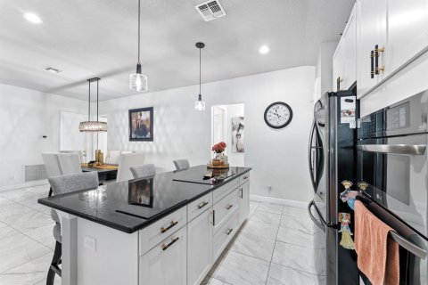 Casa en venta en Port St. Lucie, Florida, 4 dormitorios, 186.83 m2 № 2426071 - foto 20