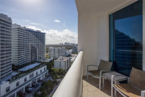 Condominio en venta en Fort Lauderdale, Florida, 41.9 m2 № 914121 - foto 1