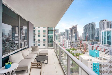 Condo in Miami, Florida, 2 bedrooms  № 2047570 - photo 15