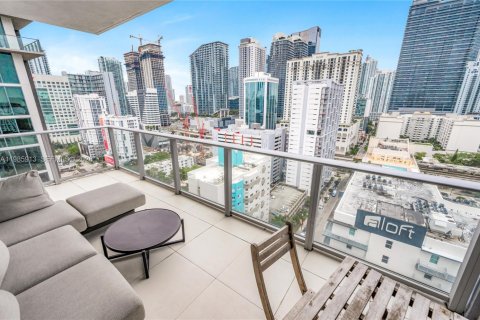 Condo in Miami, Florida, 2 bedrooms  № 2047570 - photo 16