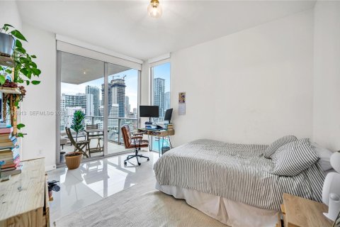 Condo in Miami, Florida, 2 bedrooms  № 2047570 - photo 29