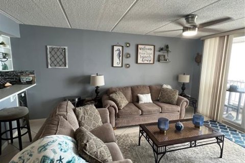 Condo in Ponce Inlet, Florida, 2 bedrooms  № 2110711 - photo 21