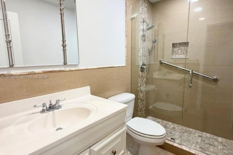 Casa en alquiler en Miami, Florida, 3 dormitorios, 113.81 m2 № 2036269 - foto 16