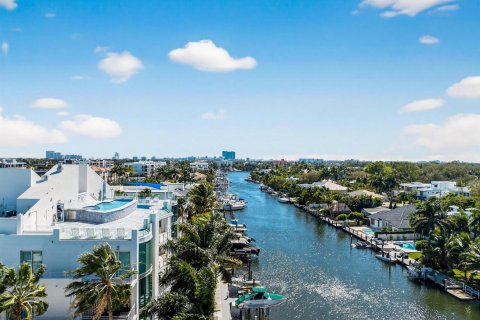 Condo in Fort Lauderdale, Florida, 3 bedrooms № 2268054 - photo 8