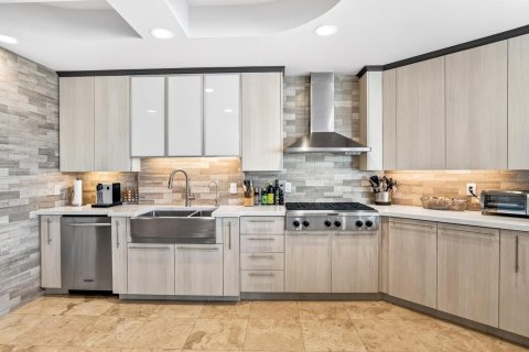 Condo in Fort Lauderdale, Florida, 3 bedrooms № 2268054 - photo 20