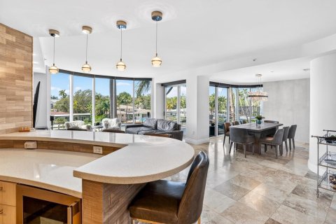 Condo in Fort Lauderdale, Florida, 3 bedrooms № 2268054 - photo 18