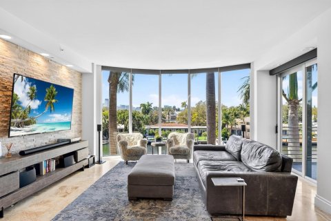 Condo in Fort Lauderdale, Florida, 3 bedrooms  № 2268054