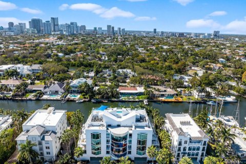 Condo in Fort Lauderdale, Florida, 3 bedrooms № 2268054 - photo 7