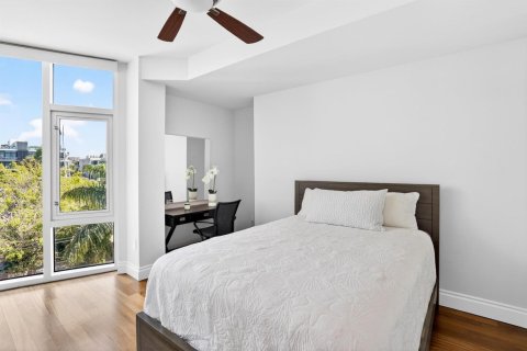 Condo in Fort Lauderdale, Florida, 3 bedrooms № 2268054 - photo 28