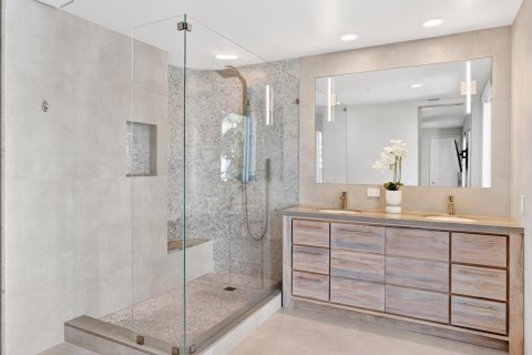 Condo in Fort Lauderdale, Florida, 3 bedrooms № 2268054 - photo 27