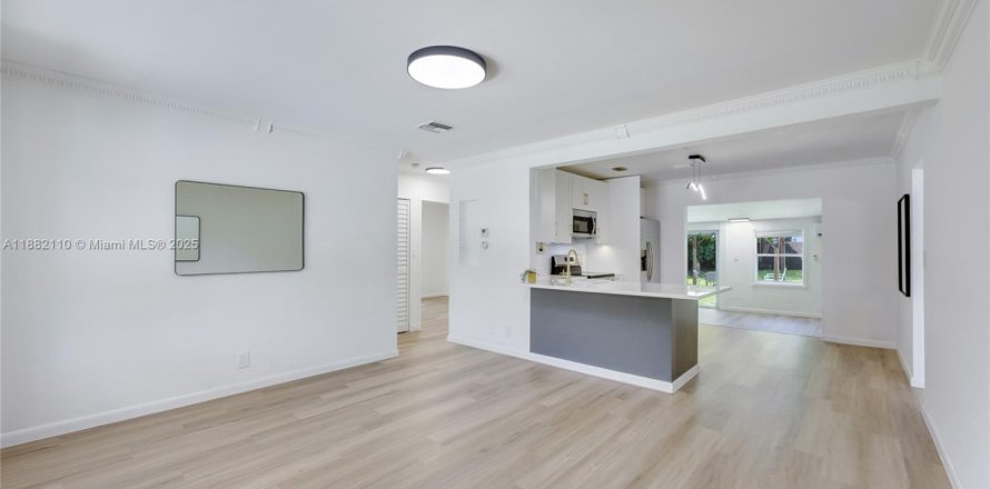 Villa ou maison à Fort Lauderdale, Floride 4 chambres, 142.33 m2 № 1932595