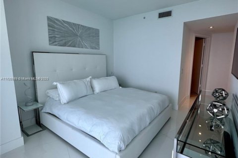 Condo in Hollywood, Florida, 2 bedrooms  № 1709134 - photo 17