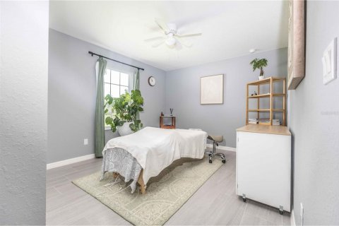 Купить виллу или дом в Белвью, Флорида 5 комнат, 116.03м2, № 2349639 - фото 24