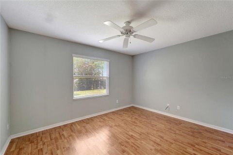 Casa en alquiler en North Port, Florida, 3 dormitorios, 111.95 m2 № 1885955 - foto 24