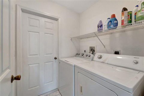 Casa en alquiler en North Port, Florida, 3 dormitorios, 111.95 m2 № 1885955 - foto 28