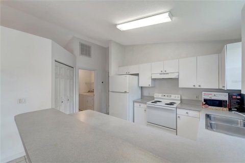 Casa en alquiler en North Port, Florida, 3 dormitorios, 111.95 m2 № 1885955 - foto 13