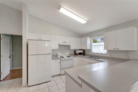 Casa en alquiler en North Port, Florida, 3 dormitorios, 111.95 m2 № 1885955 - foto 12