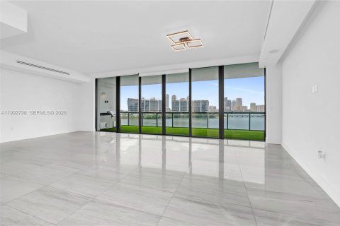 Copropriété à vendre à Aventura, Floride: 3 chambres, 275.18 m2 № 2255719 - photo 6