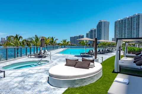 Copropriété à vendre à Aventura, Floride: 3 chambres, 275.18 m2 № 2255719 - photo 25