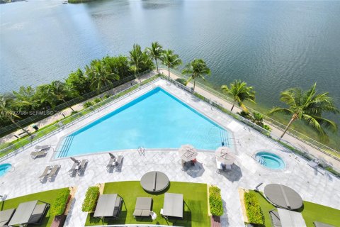 Copropriété à vendre à Aventura, Floride: 3 chambres, 275.18 m2 № 2255719 - photo 26