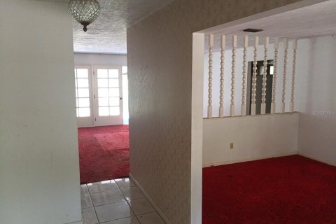 Villa ou maison à vendre à Tampa, Floride: 4 chambres, 193.24 m2 № 2202240 - photo 9