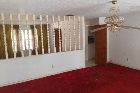 Villa ou maison à vendre à Tampa, Floride: 4 chambres, 193.24 m2 № 2202240 - photo 28