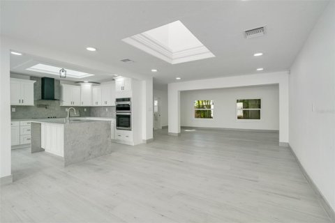 Villa ou maison à vendre à Sarasota, Floride: 3 chambres, 192.49 m2 № 1546220 - photo 22