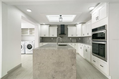 Villa ou maison à vendre à Sarasota, Floride: 3 chambres, 192.49 m2 № 1546220 - photo 27