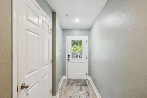 Touwnhouse à vendre à Tampa, Floride: 3 chambres, 186.27 m2 № 1838088 - photo 5