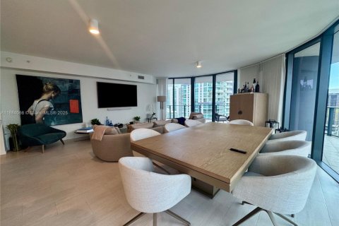 Copropriété à vendre à Miami, Floride: 3 chambres, 177.35 m2 № 1981813 - photo 12