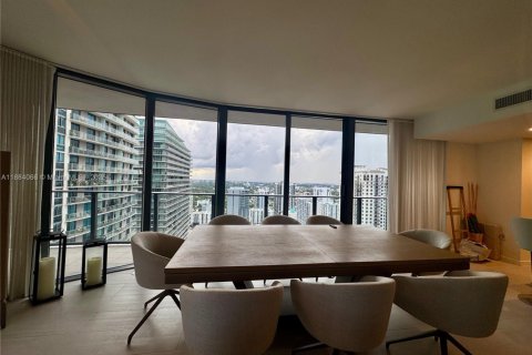 Copropriété à vendre à Miami, Floride: 3 chambres, 177.35 m2 № 1981813 - photo 16