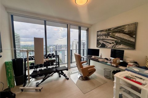 Copropriété à vendre à Miami, Floride: 3 chambres, 177.35 m2 № 1981813 - photo 21