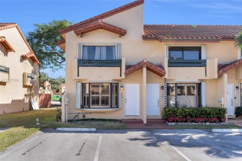 Adosado en venta en Miami, Florida, 2 dormitorios, 107.02 m2 № 1986258 - foto 24