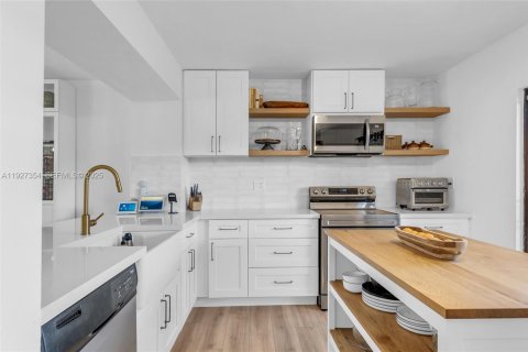 Adosado en venta en Miami, Florida, 2 dormitorios, 107.02 m2 № 1986258 - foto 10