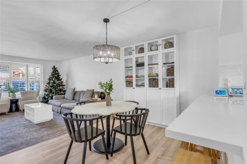 Adosado en venta en Miami, Florida, 2 dormitorios, 107.02 m2 № 1986258 - foto 7