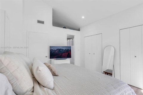 Adosado en venta en Miami, Florida, 2 dormitorios, 107.02 m2 № 1986258 - foto 17