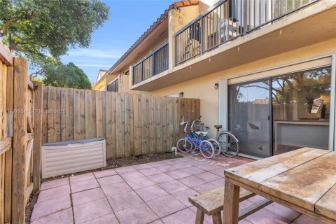 Adosado en venta en Miami, Florida, 2 dormitorios, 107.02 m2 № 1986258 - foto 23