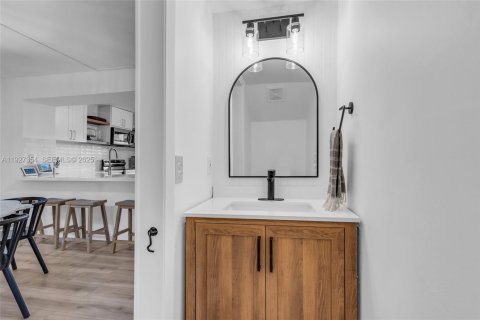 Adosado en venta en Miami, Florida, 2 dormitorios, 107.02 m2 № 1986258 - foto 8