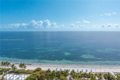 Condominio en alquiler en Key Biscayne, Florida, 2 dormitorios, 174.19 m2 № 1990970 - foto 19