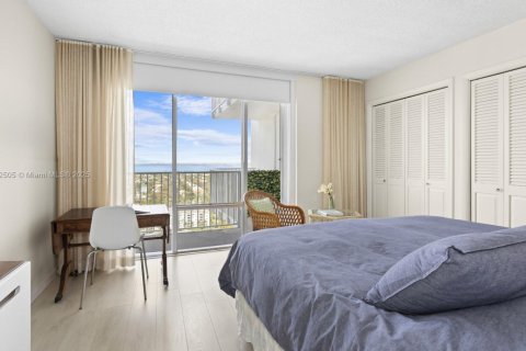 Condominio en alquiler en Key Biscayne, Florida, 2 dormitorios, 174.19 m2 № 1990970 - foto 17